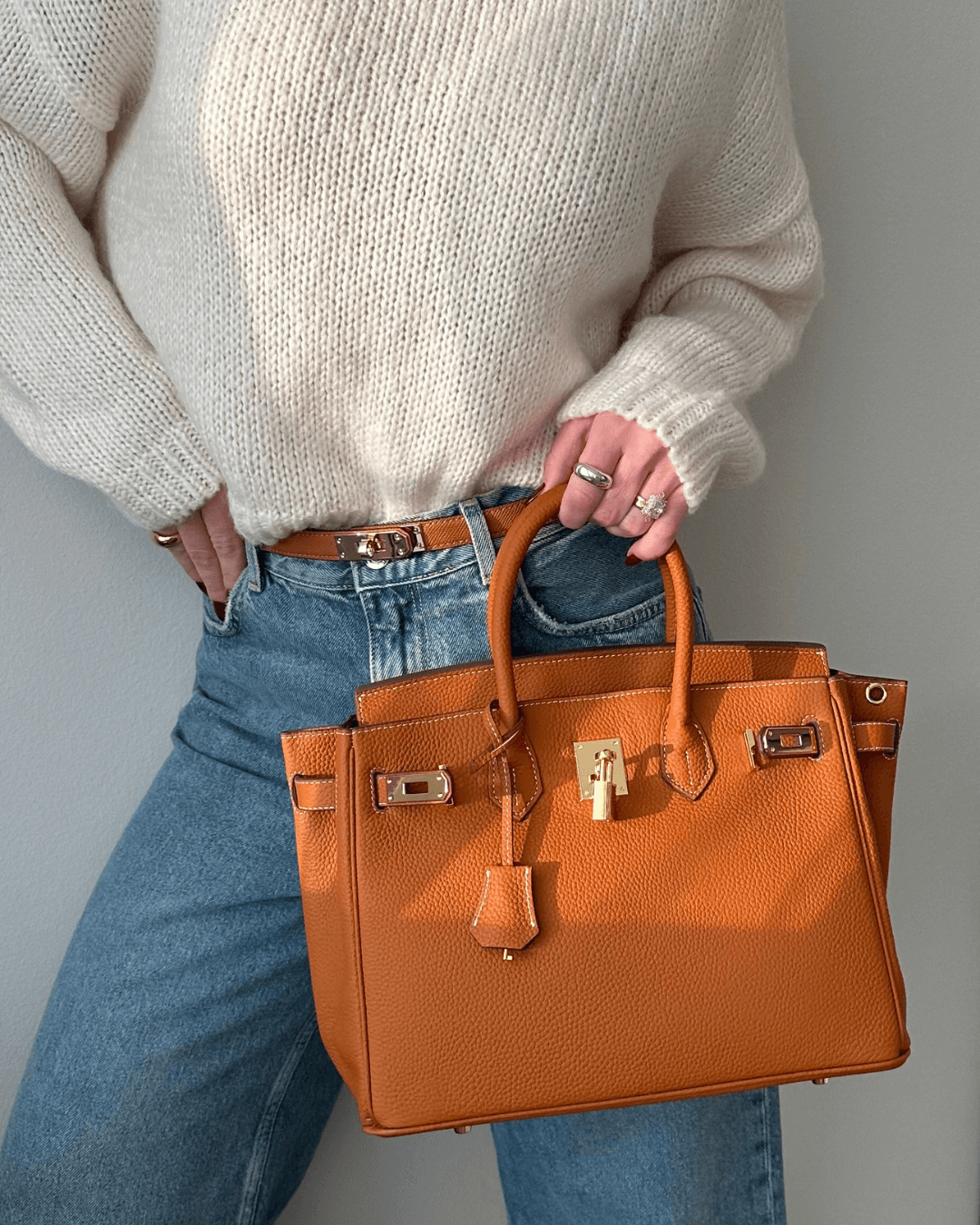 Évoque Vegan Suède Tote Tas met Ruime Indeling en Minimalistisch Design