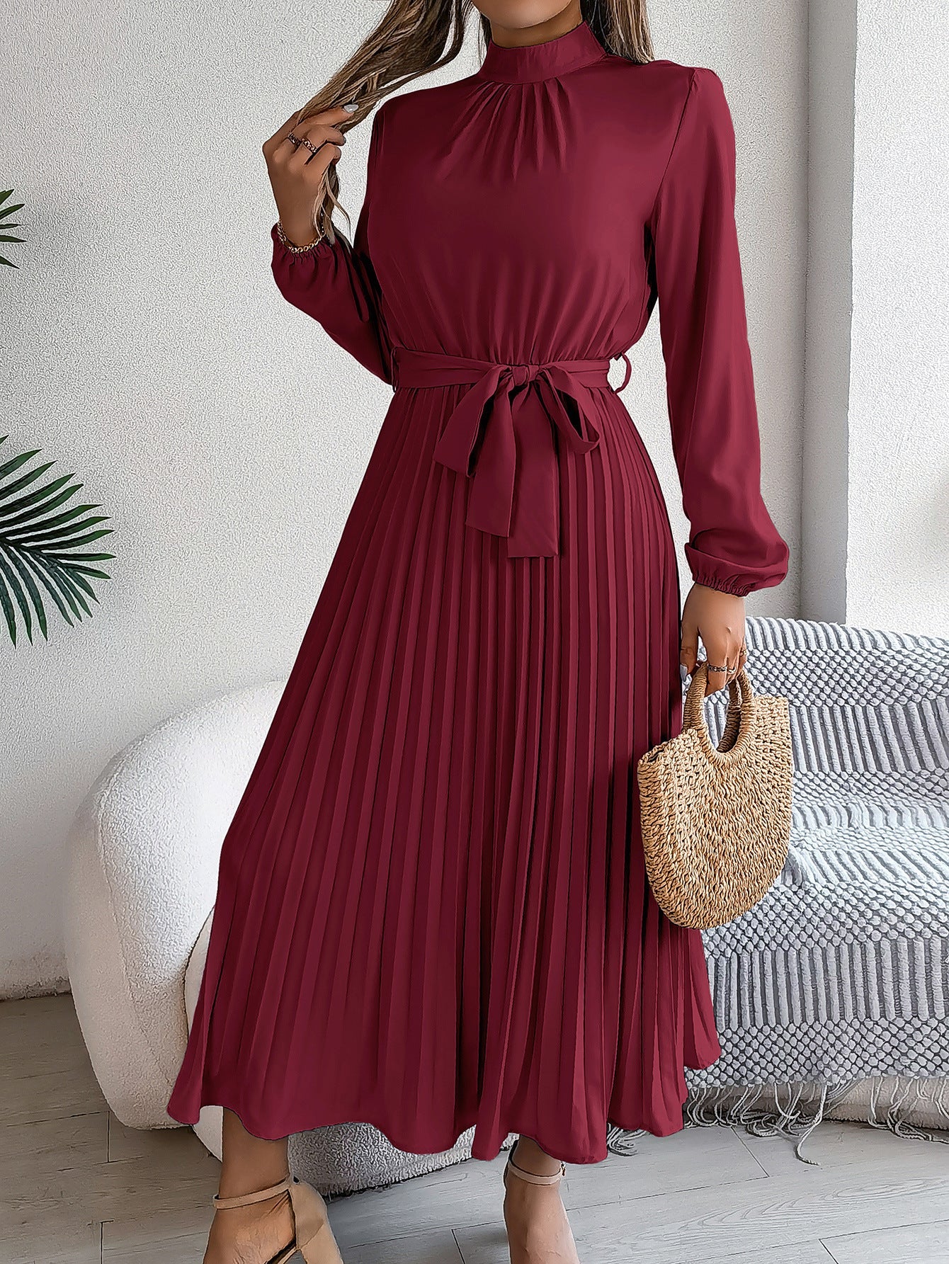 Monde Elegante damesjurk met opstaande kraag, lange mouwen en geplooide midi-rok – Zwart – Maat S t/m XL
