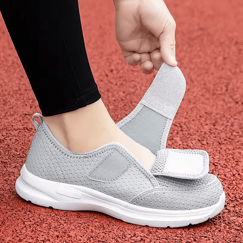 Veloria Extra-Brede Wandelschoenen met Verstelbare Sluiting – Ademend en Lichtgewicht