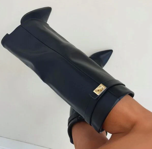 Élanor | Hoge laarzen van leer of suède met flap en blokhak 8,5 cm