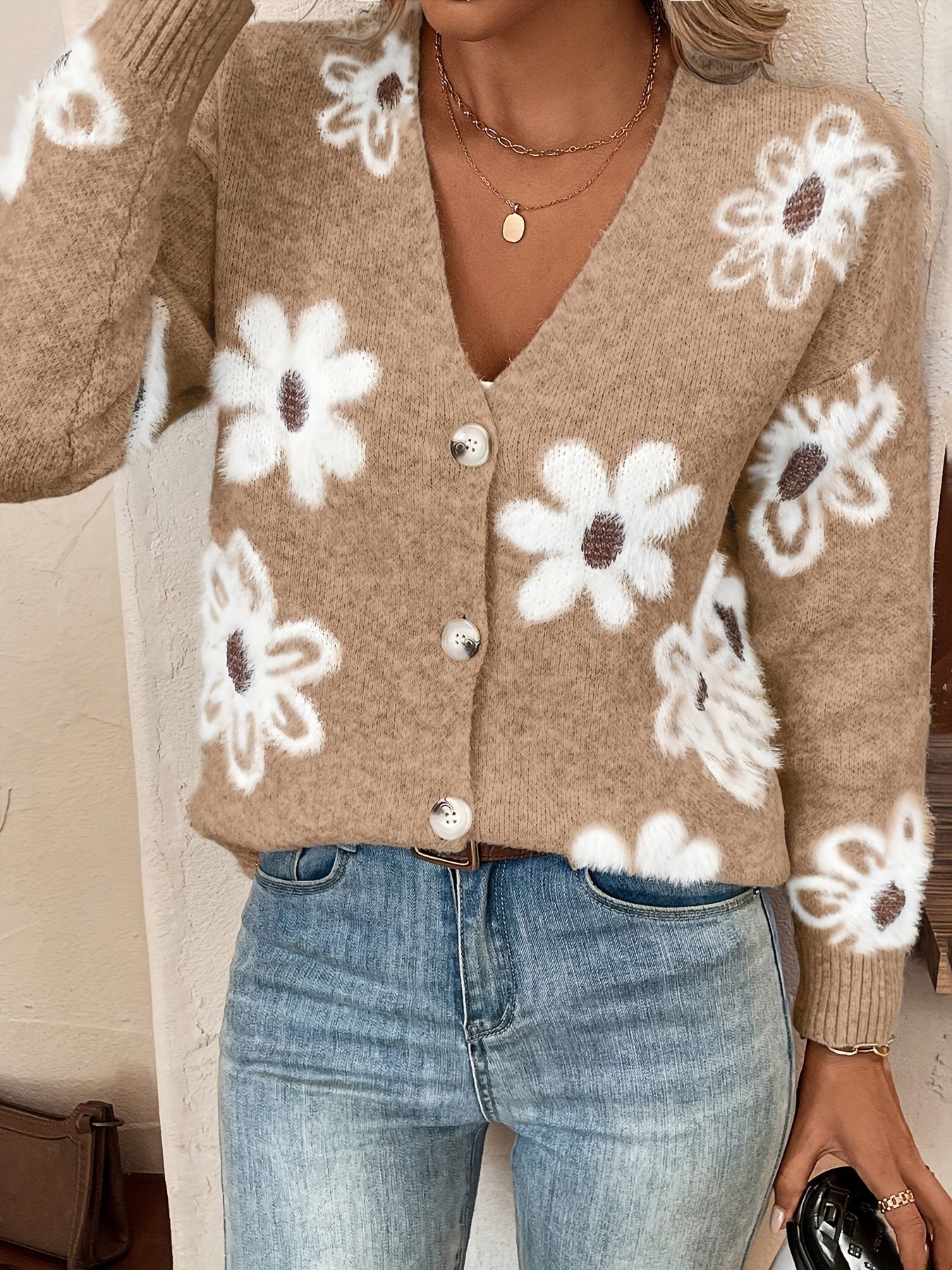 Veloria | Cardigan Trui met Bloemenpatroon en Knopen
