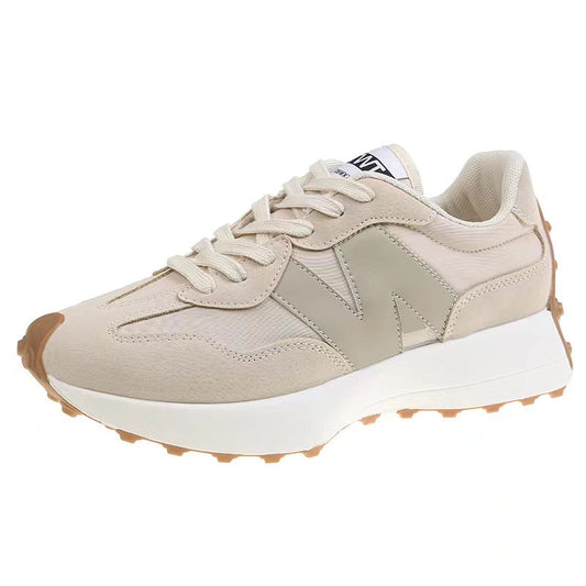 Dames Sportschoenen Monde – Lichtgewicht Sneakers – Ademend Mesh – Vetersluiting – Wit met beige accenten