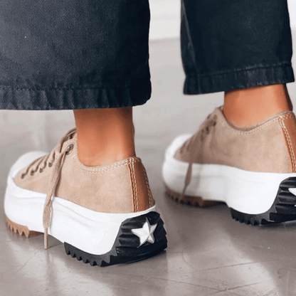 Veloria Canvas Platform Sneakers met Leren Details – Lichtgewicht Zool