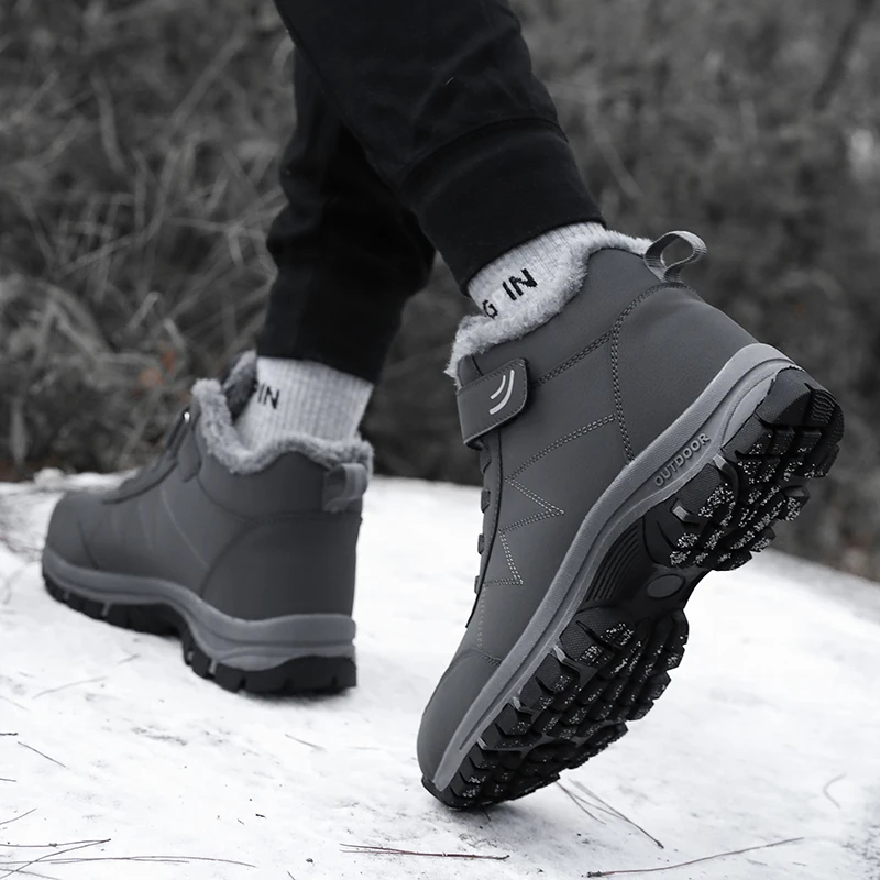 Nobile – Ergonomische klittenbandschoenen met ruime teen- en hielzone