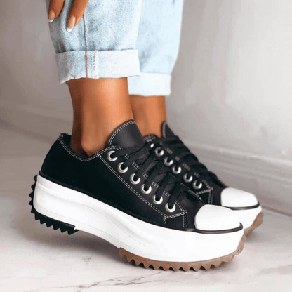 Veloria Canvas Platform Sneakers met Leren Details – Lichtgewicht Zool
