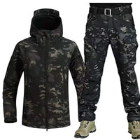 Camouflagezwart