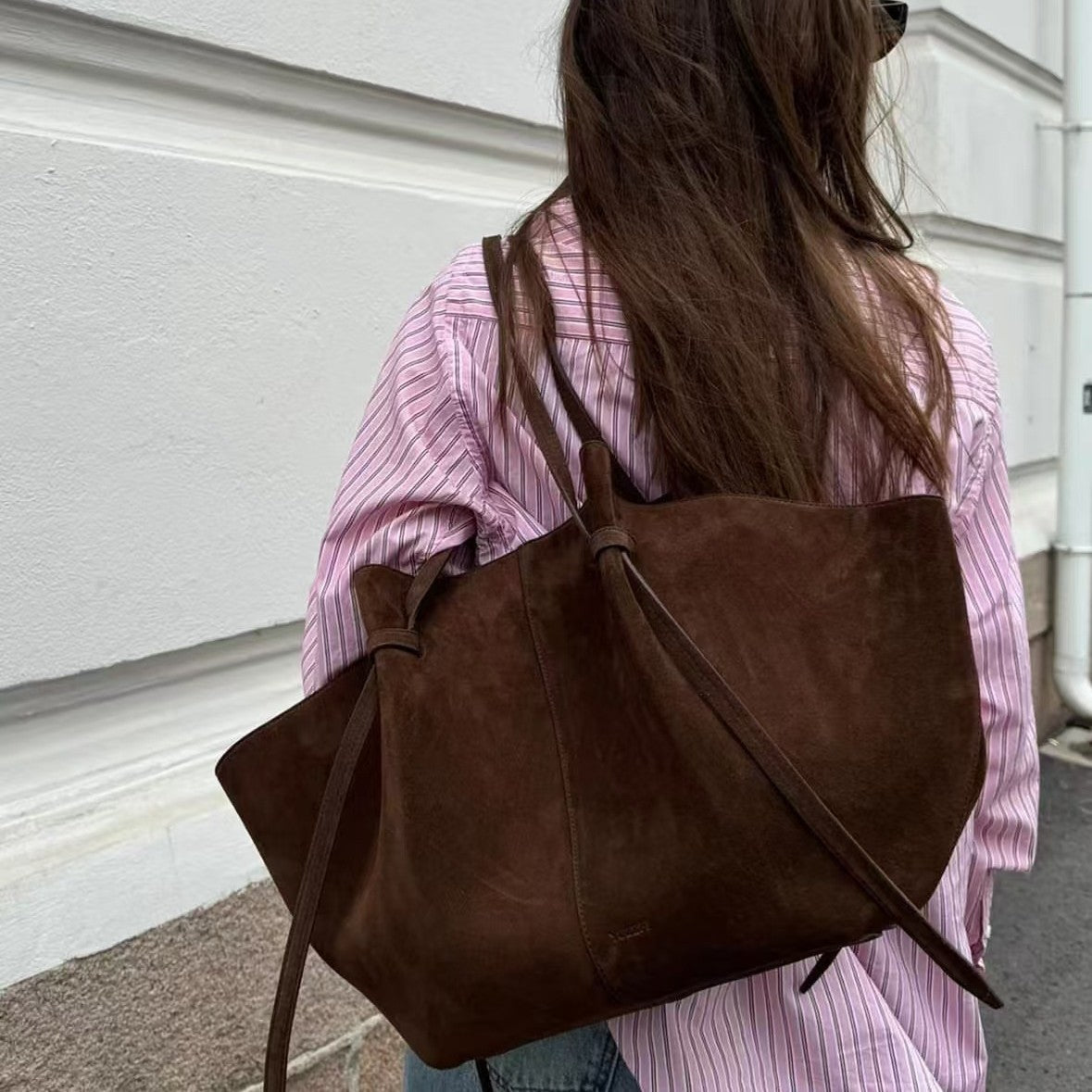 Élanor Suède Tote Tas van Vegan Leer – Ruime Draagtas met Verstelbare Schouderbanden