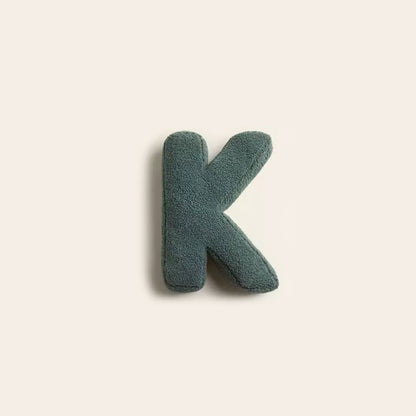 Monde Alfabet Kussen – Decoratief Pluche Letterkussen met Katoenvulling 38x30 cm