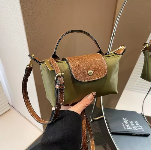 Évoque Mini Leren Pouch met Schouderriem – Compacte Leren Tas