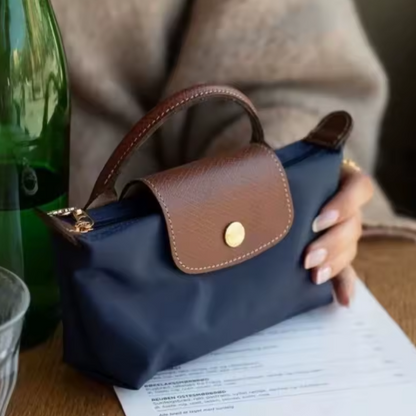 Évoque Mini Leren Pouch met Schouderriem – Compacte Leren Tas