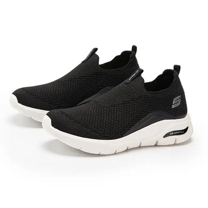Élanor | Zwarte slip-on sneakers van katoenmix met minimalistisch design