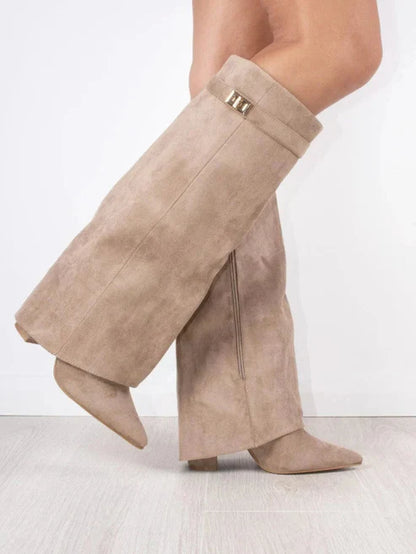 Élanor | Hoge laarzen van leer of suède met flap en blokhak 8,5 cm