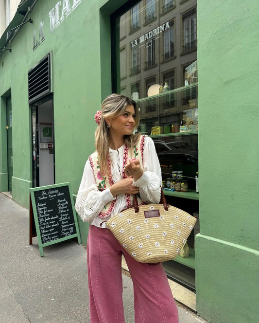 Monde Dames Rieten Tote Tas met Geborduurde Bloemen – Open Top – Stevige PU Handvatten – Ruim – Zandkleur
