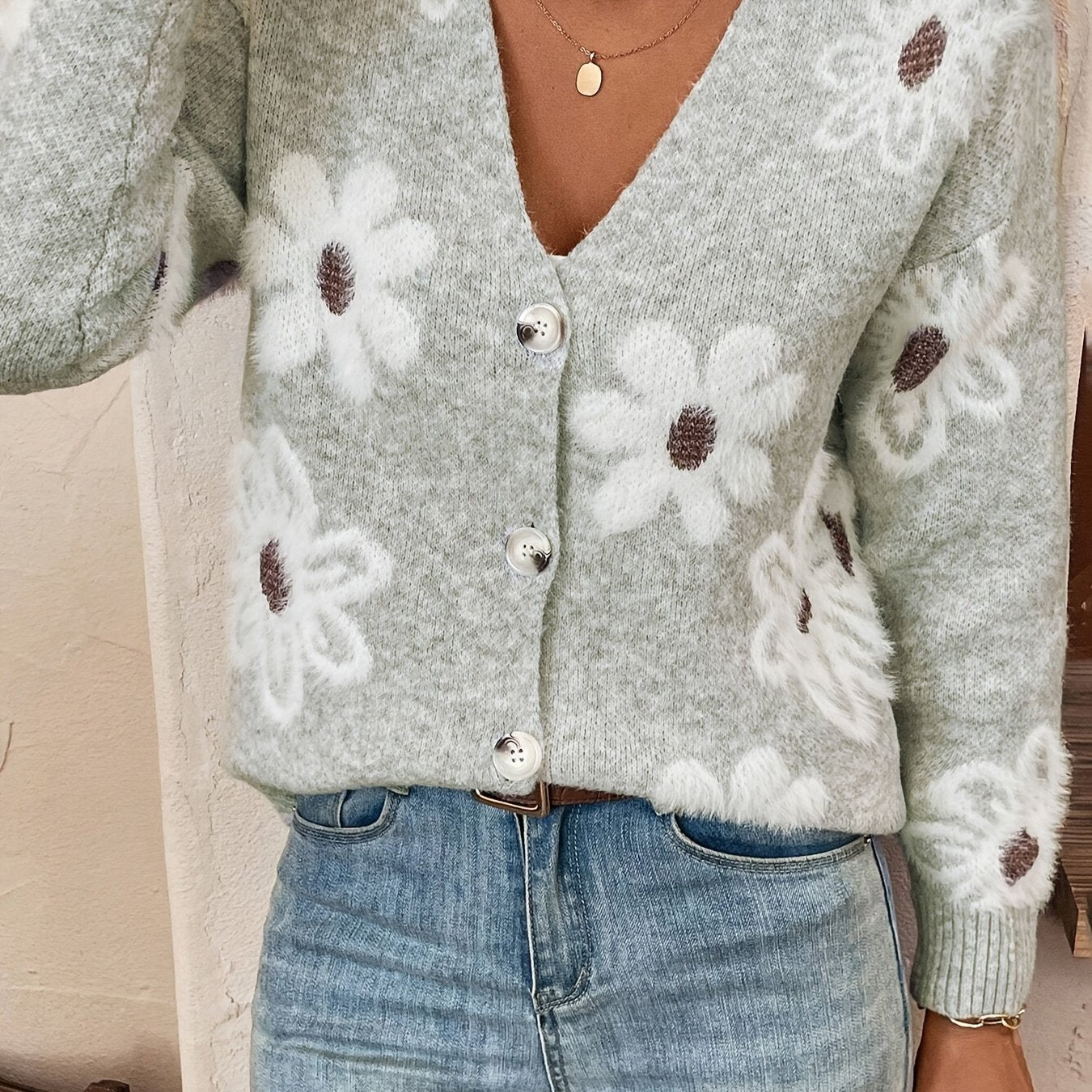 Veloria | Cardigan Trui met Bloemenpatroon en Knopen