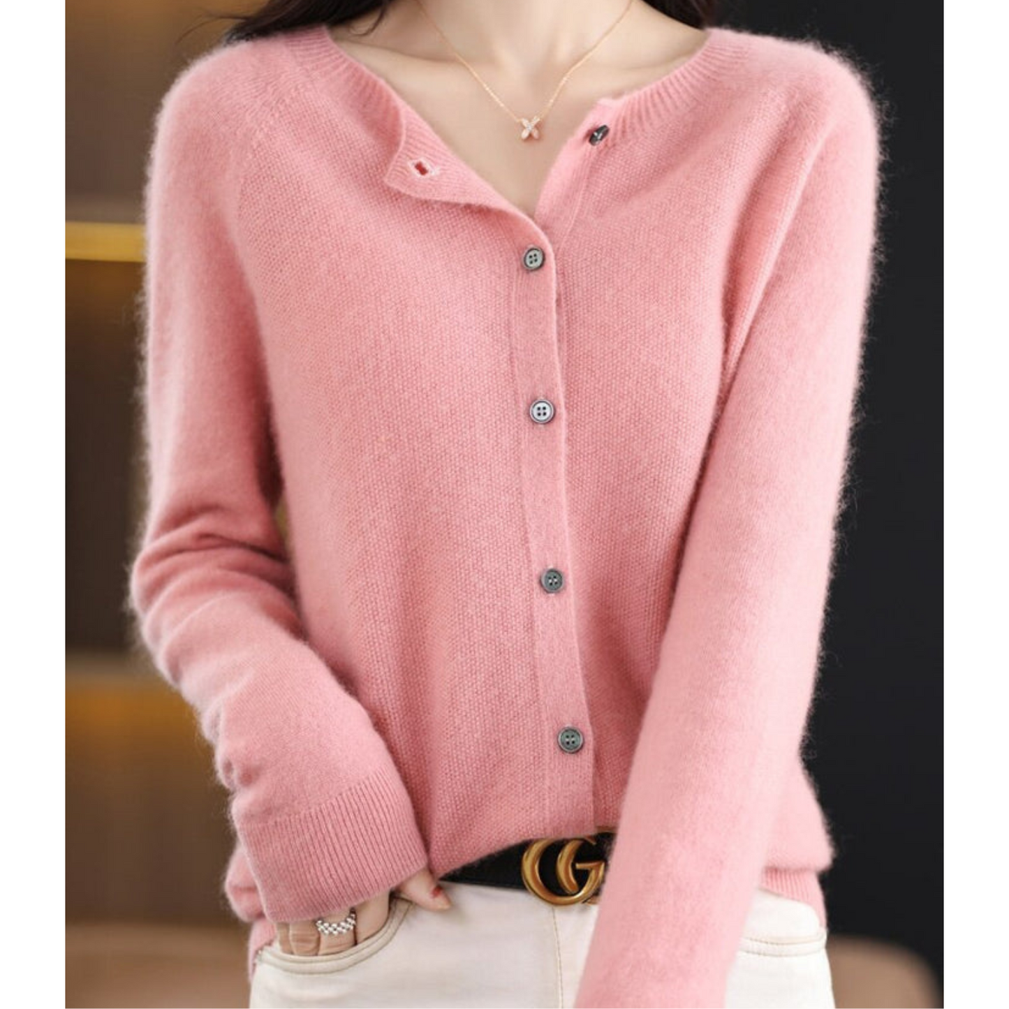 Élanor | Merino wollen dames cardigan met V-hals en knoopsluiting