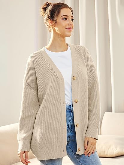 Évoque Lichte Cardigan met V-hals en Knoopsluiting – Gebreid Damesvest