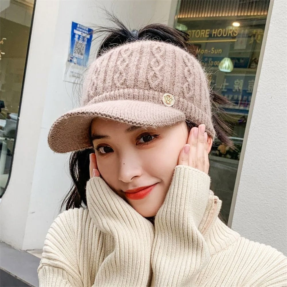 Élanor | Gebreide baseballpet van katoen met paardenstaartopening – unisex wintercap