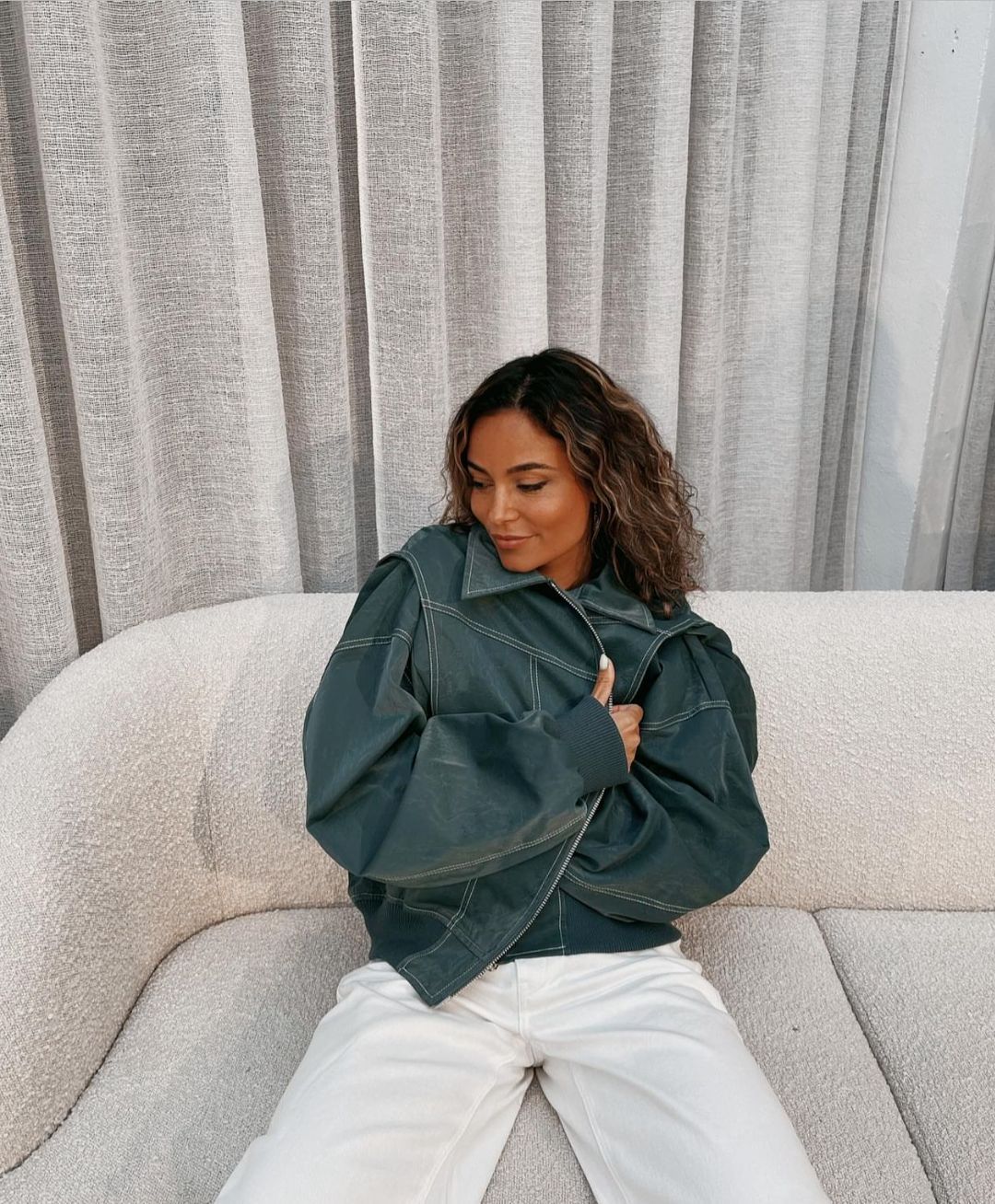 Évoque | Leren bomberjack voor dames en heren – tijdloos oversized model