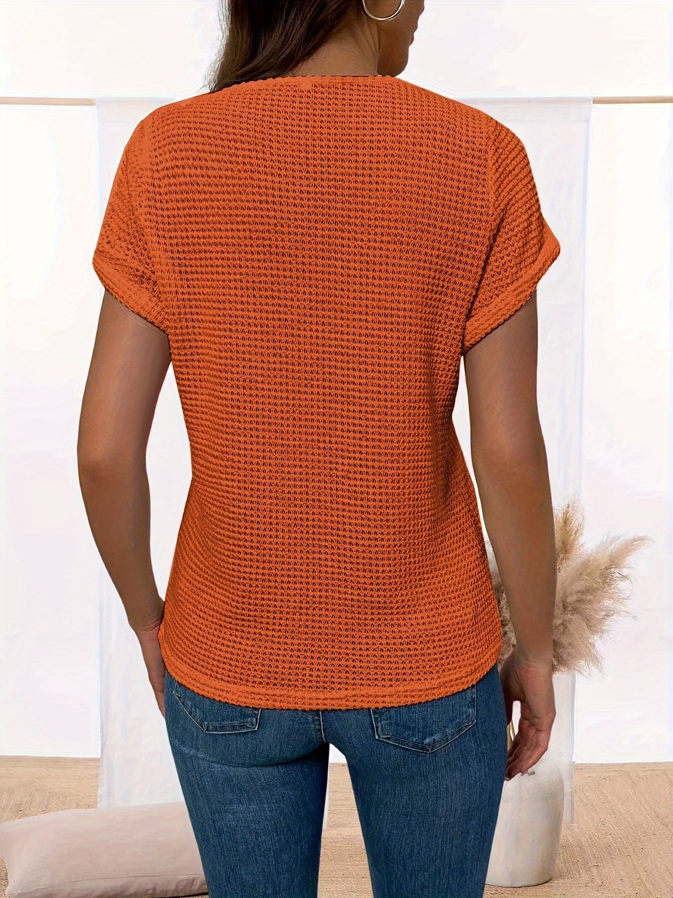 Évoque | T-shirt met ronde hals en kanten inzetstukken