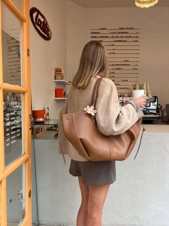 Veloria Vintage Leren Dames Tote Bag met Magnetische Sluiting – Ruim en Stijlvol